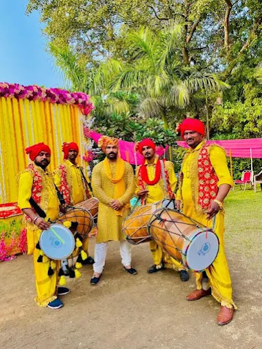 Punjabi Dhol Service